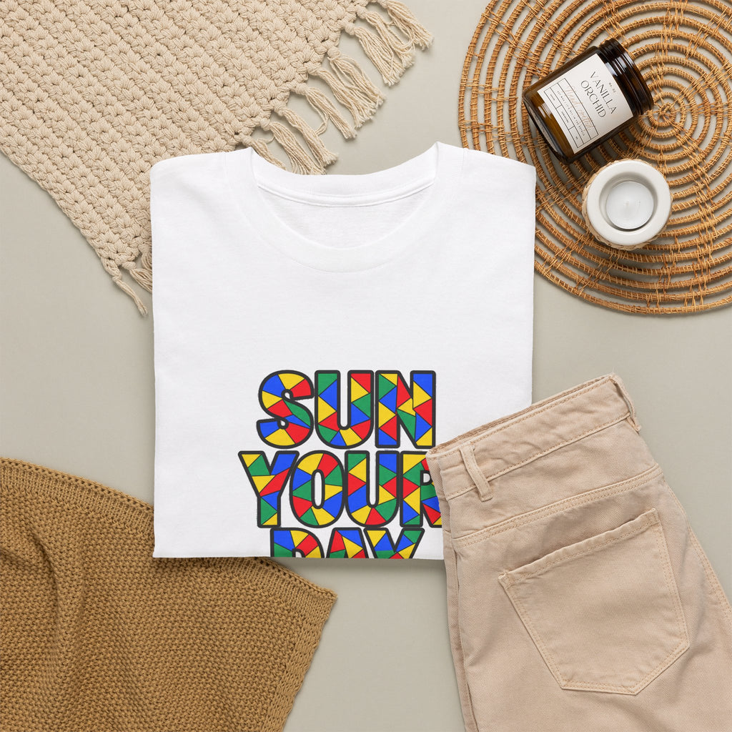 Sunday Graphic Unisex T-shirt - by Poorksl.